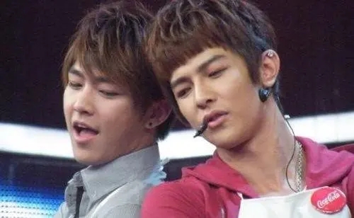 ��������0����1ɶ��˼��������ɶ��ϵ��������ϲ���������¼�ʼĩ