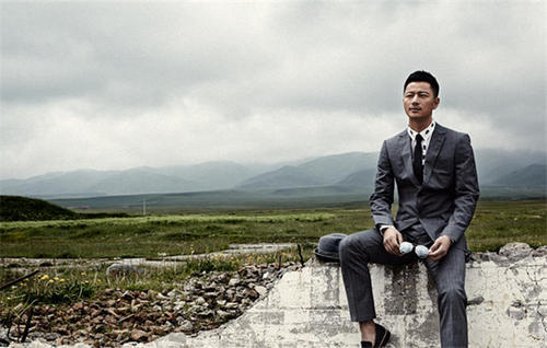 �����������˶��ܳ�Ĭ������Խ�����Խ�ࡢԽ��Ĭ����Խ�б��£�