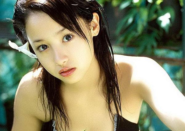 泽尻英龙华前面的字怎么读,日本女星泽尻英龙华全名怎么读