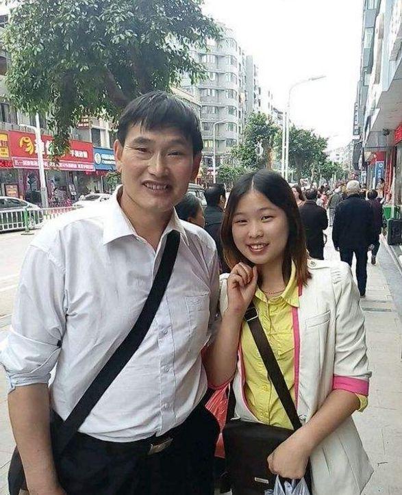 大衣哥朱之文身价多少资产收入 不被村里人待见现状曝光