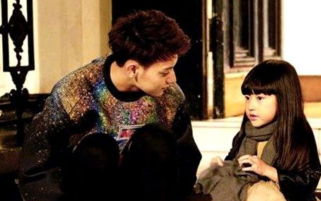 黄子韬女朋友叫什么是谁?黄子韬的女朋友照片曝光竟然是她