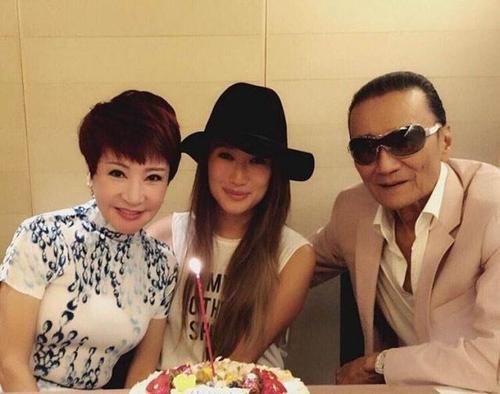 谢婷婷老公是哪个宣布产女女儿生父身份曝光?谢婷婷男友有多少个