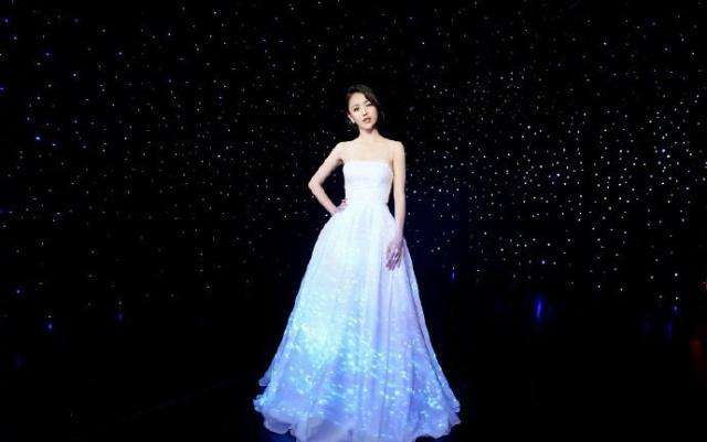 网曝佟丽娅被骂上热搜辞演三十而已?网曝佟丽娅脱粉严重真实原因