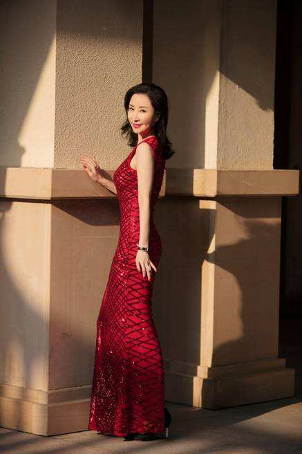 深圳曹姓话剧女演员打保姆视频曝光?曹姓女明星到底是谁真相揭晓