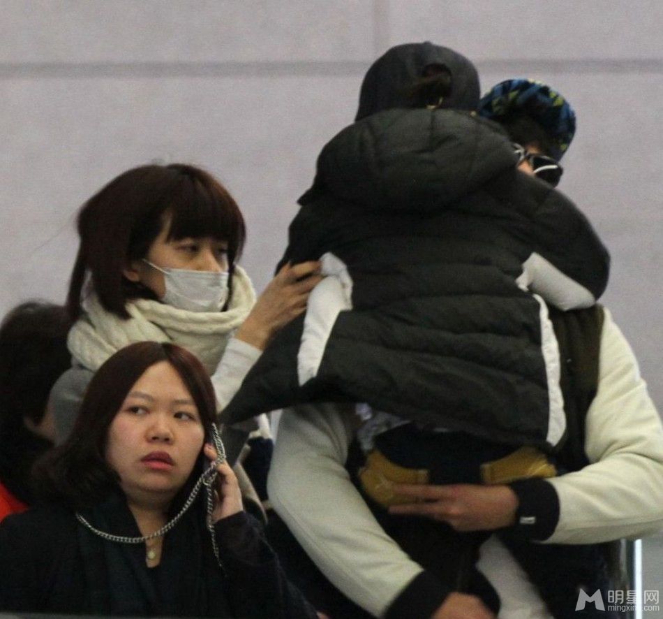 张亮寇静同回别墅没有离婚吗?张亮宣布离婚原因有内幕真相揭秘?