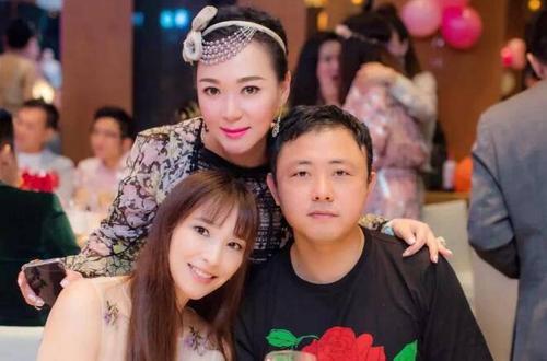吴佩慈和纪晓波天涯,纪晓波为什么不娶吴佩慈?吴佩慈回应不婚原因