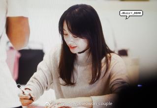 朴叙俊金智媛是在一起了吧?朴叙俊是喜欢金智媛吗看她的眼神暧昧