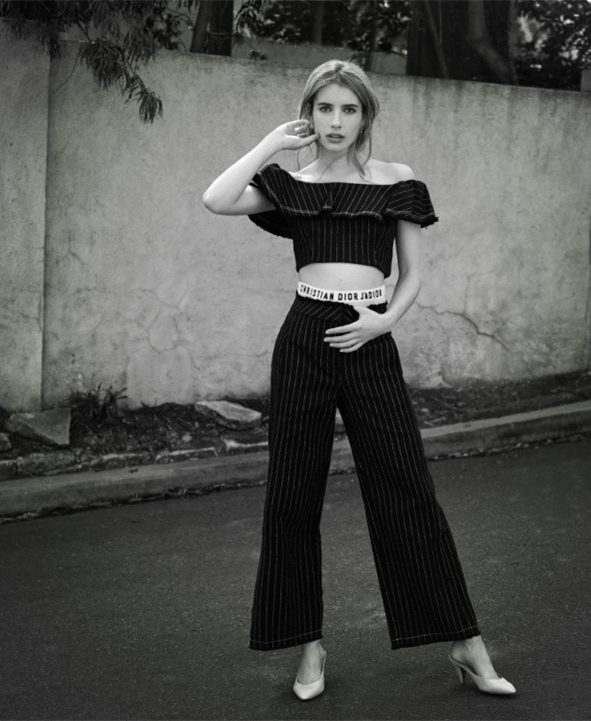 条纹裤子配什么上衣搭配图片女 个性条纹裤子穿搭示范