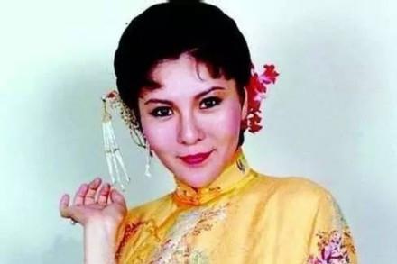 李丽凤多大年龄去世原因得什么肿瘤几年?李丽凤个人资料年轻照片
