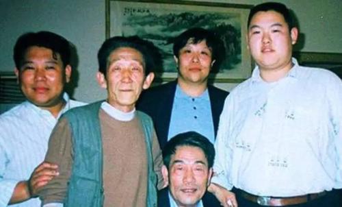 梁宏达是谁的徒弟和郭德纲关系?梁宏达怎么那么多学问什么都知道