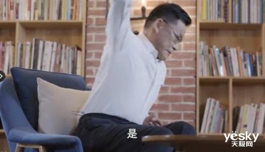 李国庆和老婆俞渝发生了什么事离婚了吗?俞渝比李国庆大多少岁?