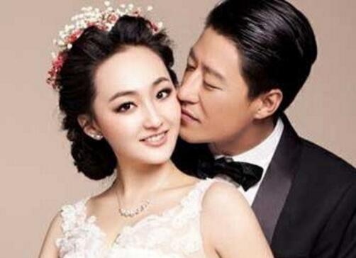 于震和前妻为何离婚家暴是真的吗?第一任老婆方柏霓现任老公是谁